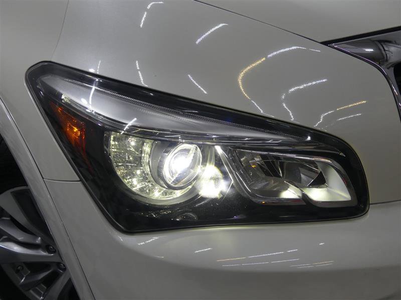 Used 2017 INFINITI QX80 4WD w/ Driver Assistance Package image 15