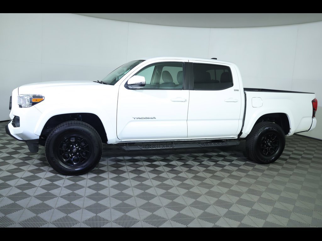 Used 2022 Toyota Tacoma SR5 image 16