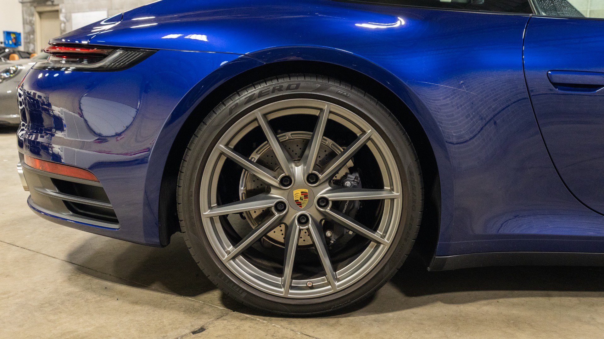 Used 2020 Porsche 911 Carrera w/ Premium Package RWD image 29