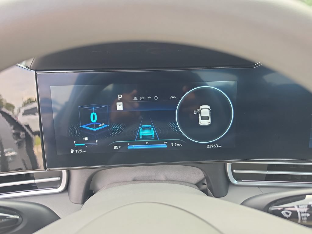 Used 2024 Hyundai Elantra SEL FWD image 18