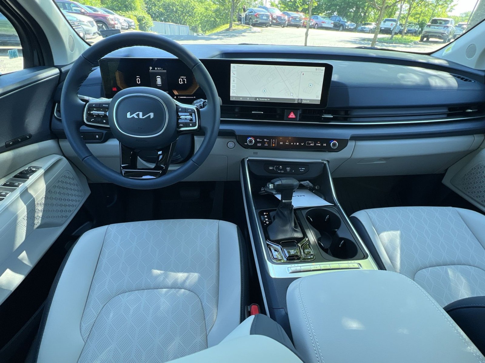 New 2026 Kia Carnival EX FWD image 40