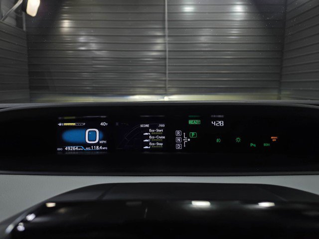 Used 2018 Toyota Prius Prime Advanced image 23