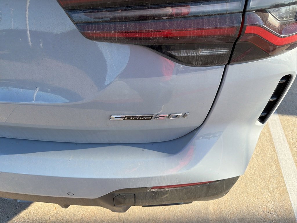 Used 2024 BMW X3 sDrive30i w/ Premium Package w/ZPA image 3