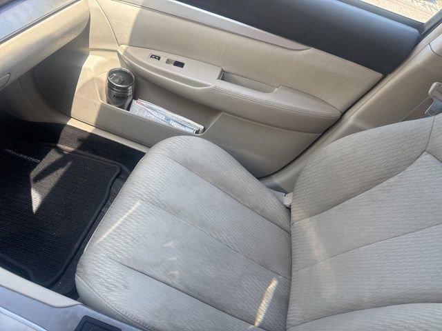 Used 2010 Subaru Outback 2.5i AWD/4WD image 20