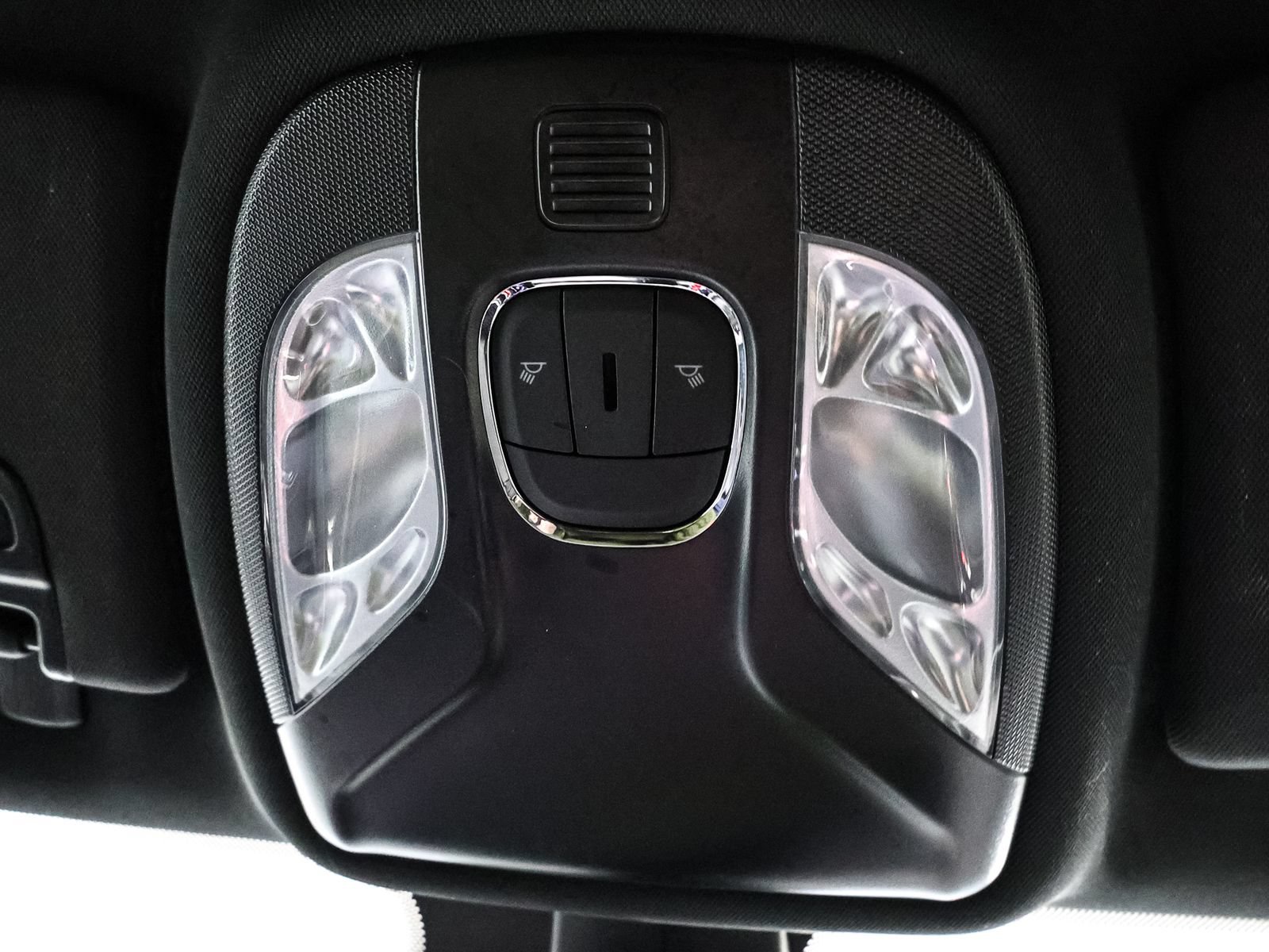 Used 2024 Jeep Compass Latitude AWD/4WD image 32