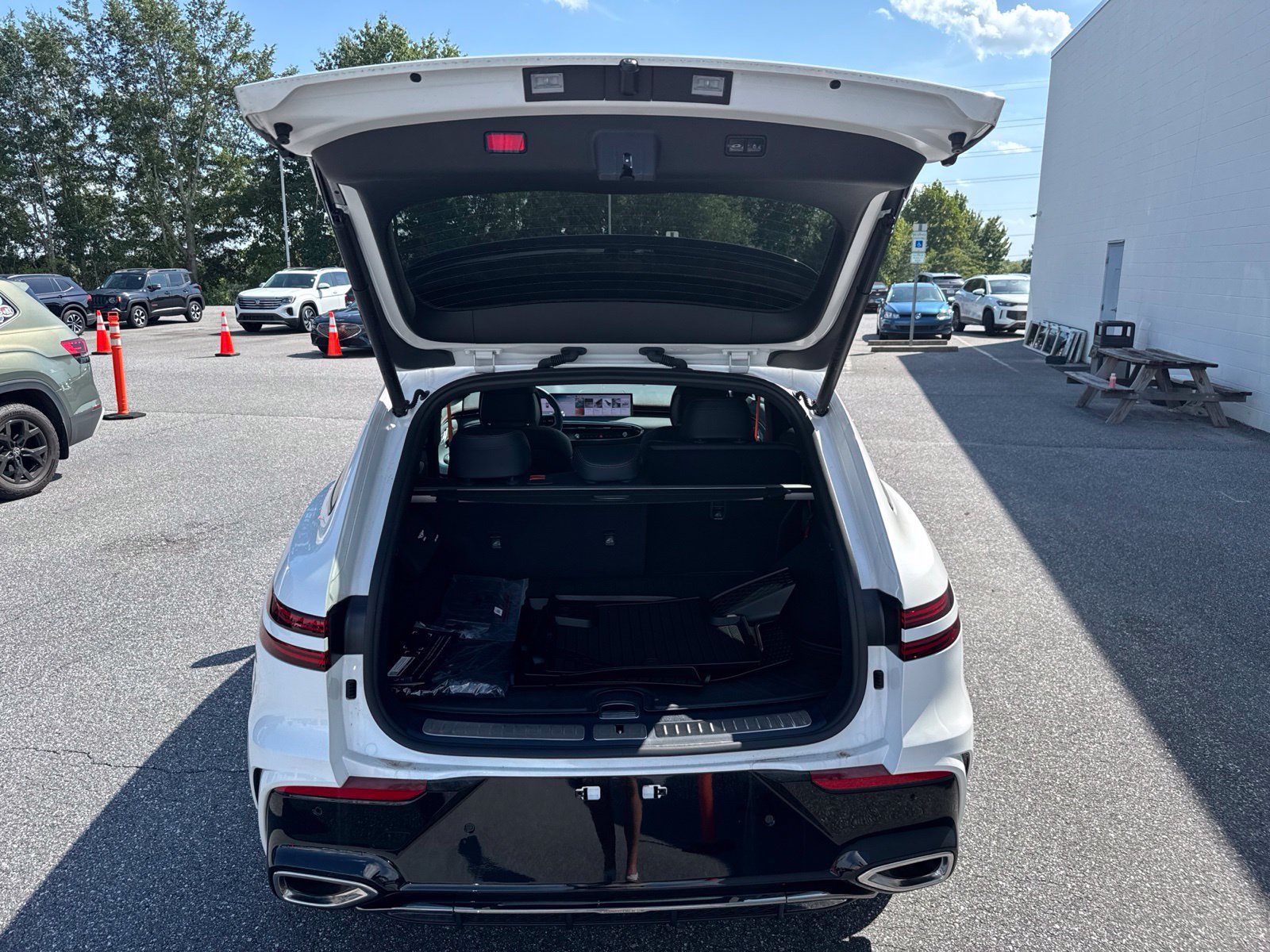 New 2026 Genesis GV70 2.5T Sport Prestige AWD/4WD image 10