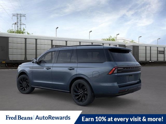 New 2025 Lincoln Navigator Reserve image 4