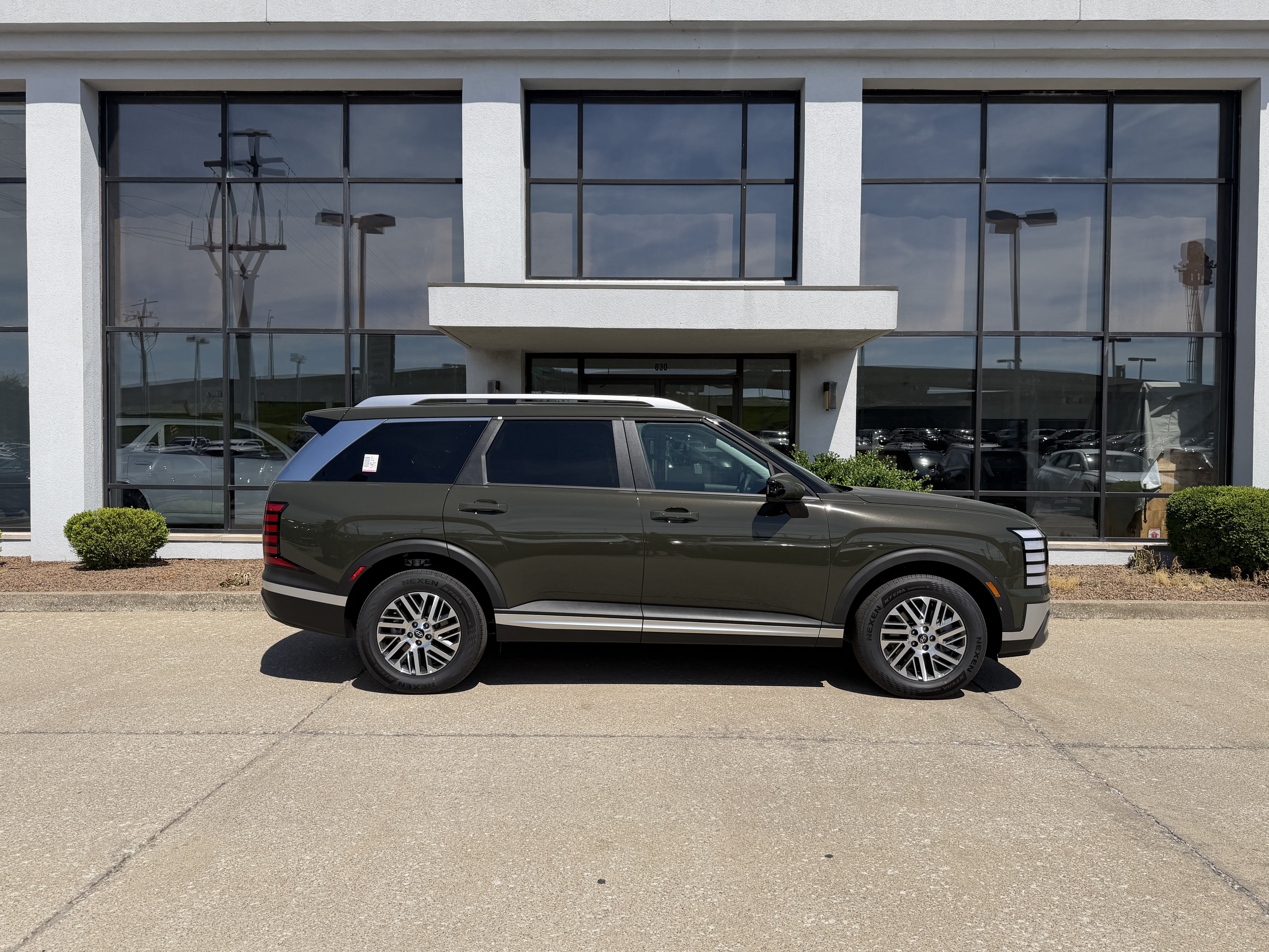 New 2026 Hyundai Palisade SEL AWD/4WD image 3