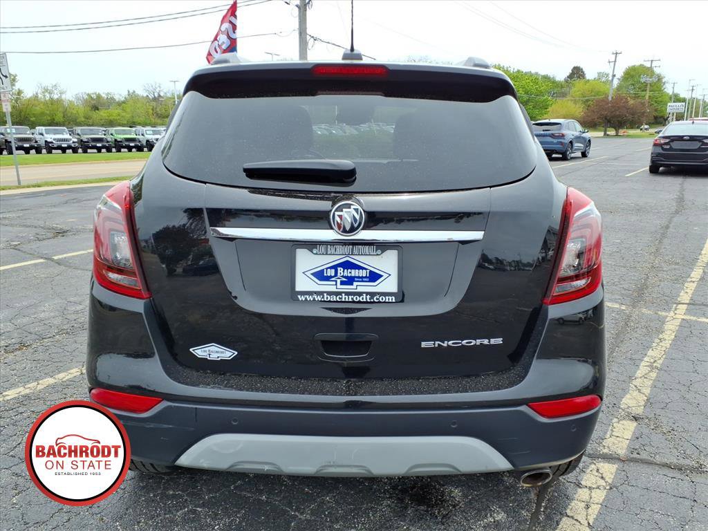 Used 2019 Buick Encore Essence w/ Experience Buick Package FWD image 6