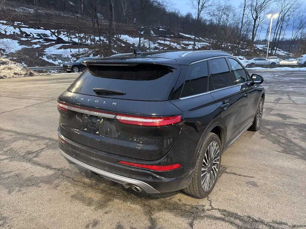 Used 2022 Lincoln Corsair Reserve w/ Equipment Group 201A image 9