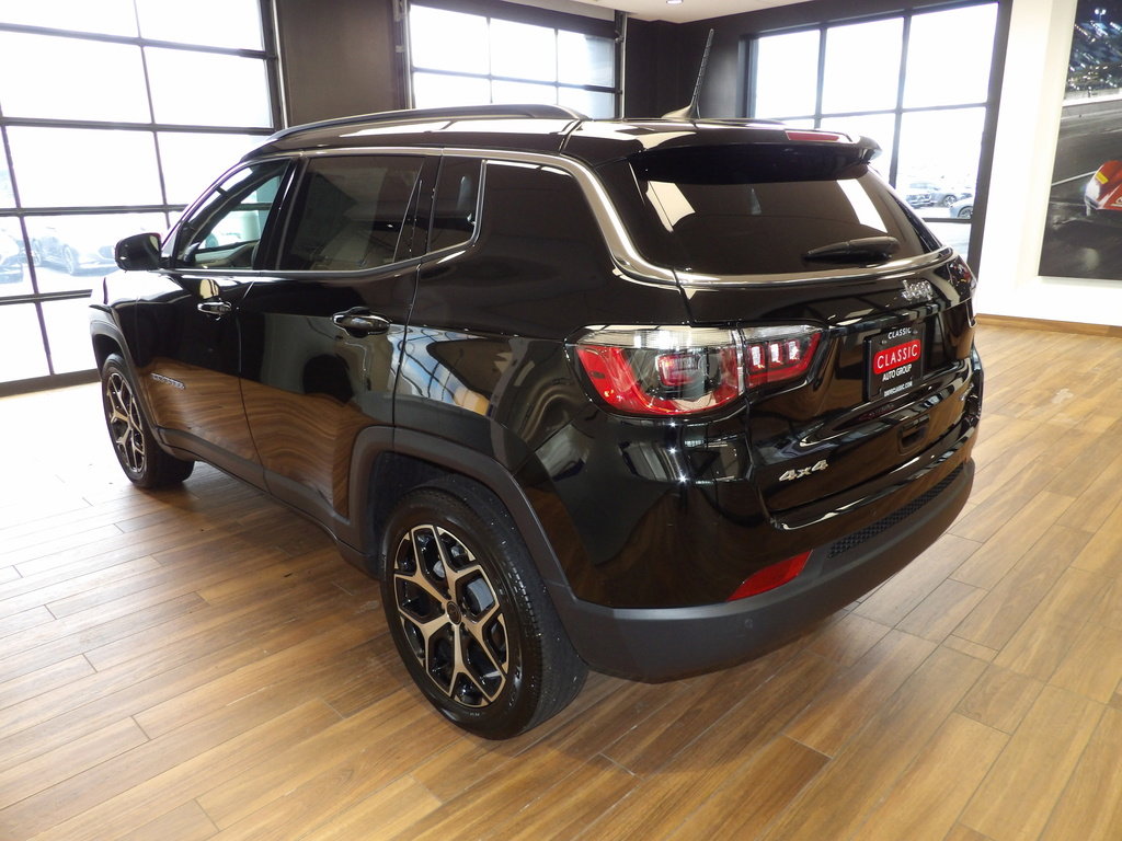 Used 2025 Jeep Compass Limited image 8