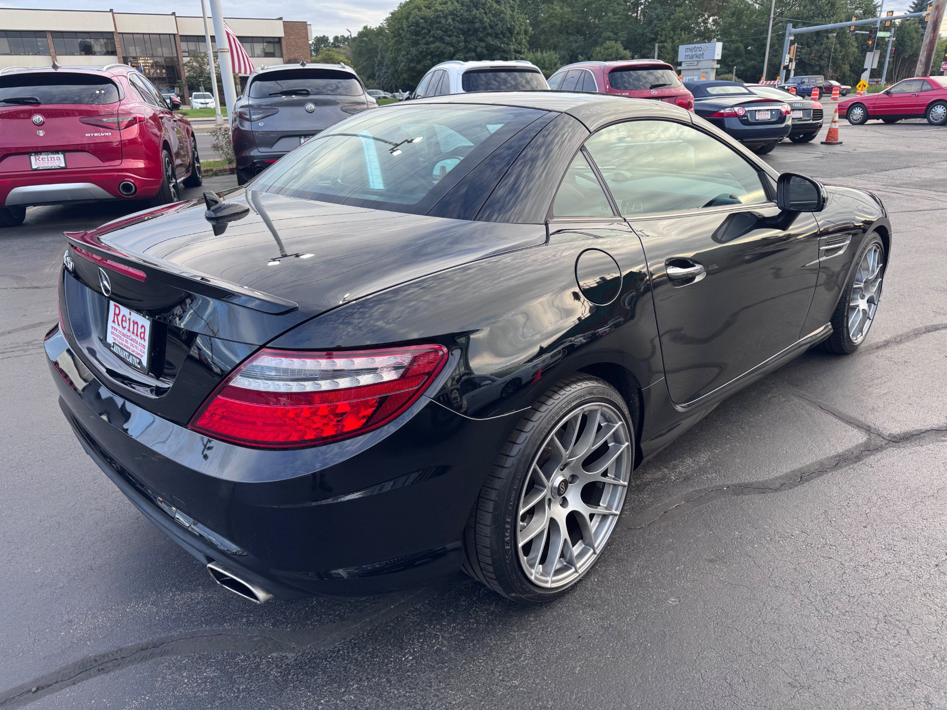 Used 2013 Mercedes-Benz SLK 250 image 36
