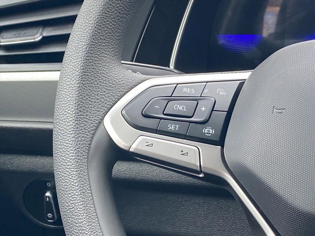 Used 2023 Volkswagen Jetta S image 7