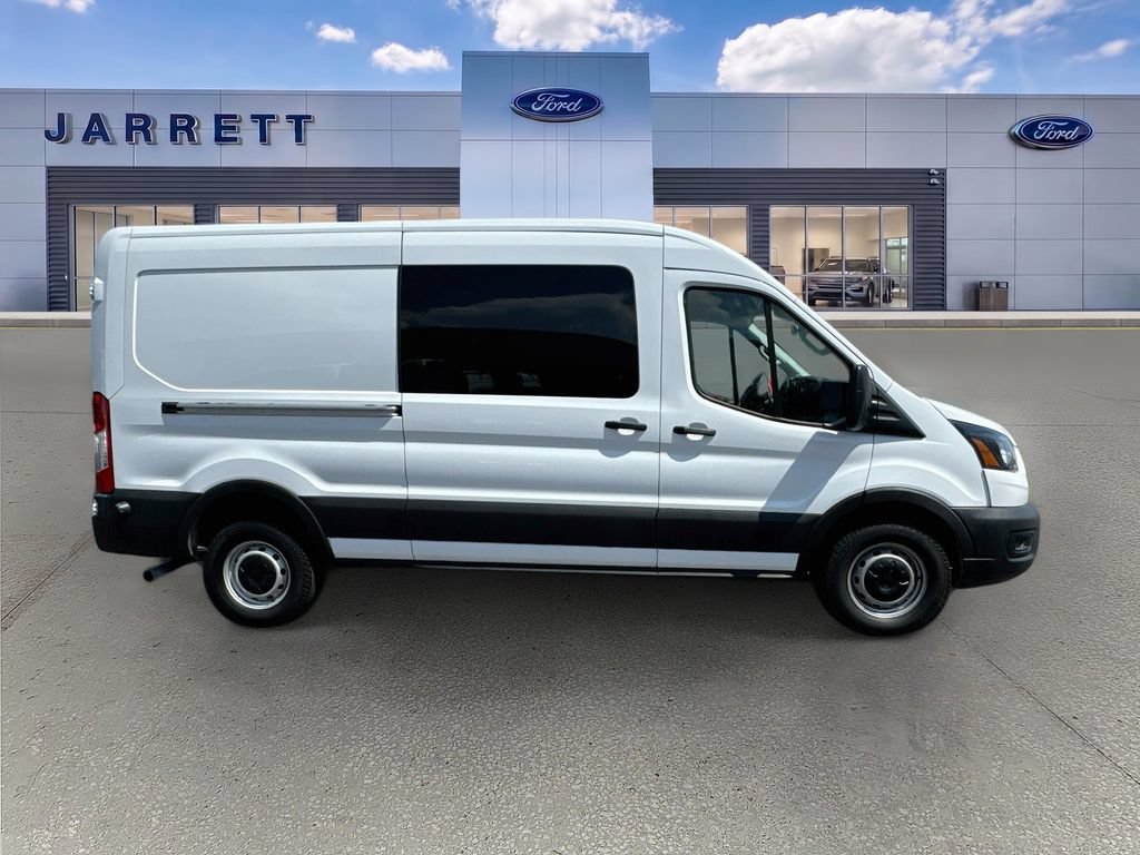 Used 2024 Ford Transit 250 148 Medium Roof RWD image 8