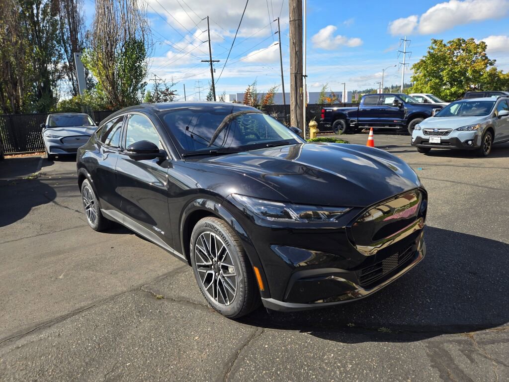 New 2025 Ford Mustang Mach-E Premium image 3