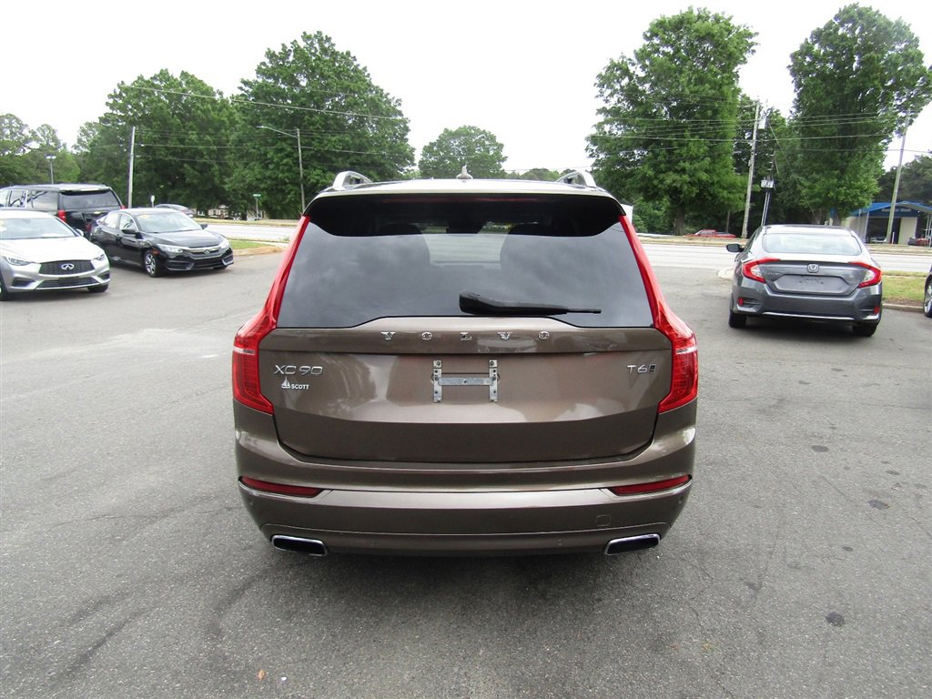 Used 2017 Volvo XC90 T6 Momentum w/ Vision Package AWD/4WD image 6
