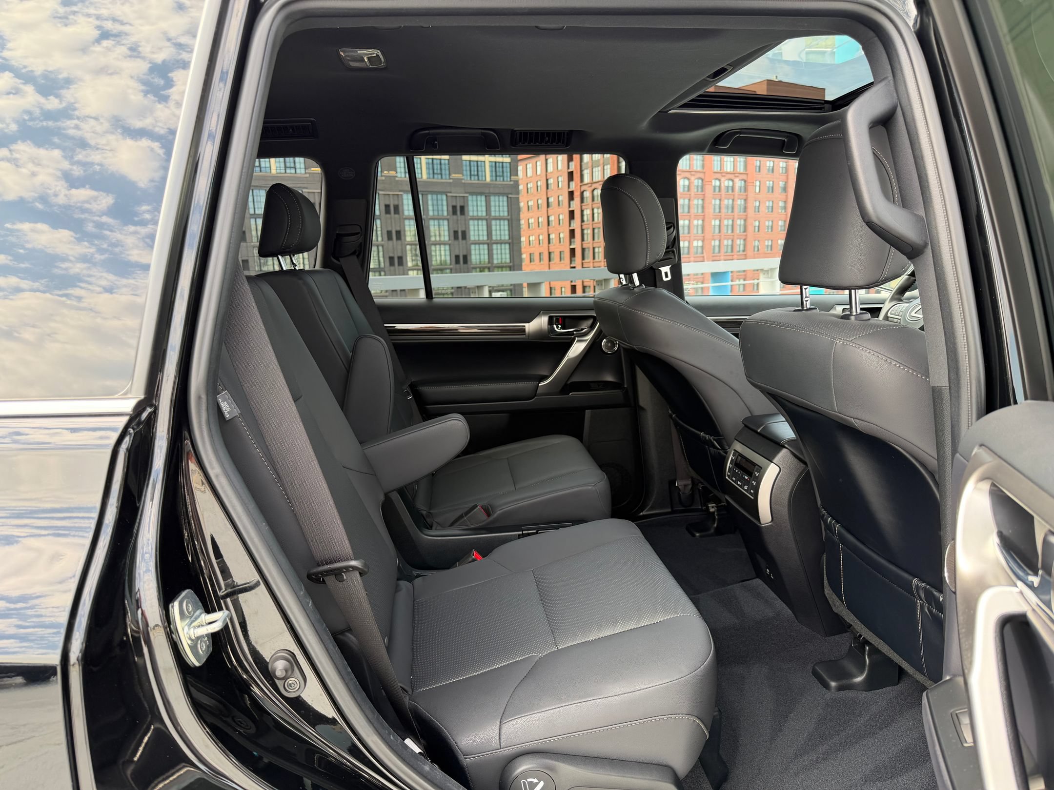 Used 2023 Lexus GX 460 Premium AWD/4WD image 31