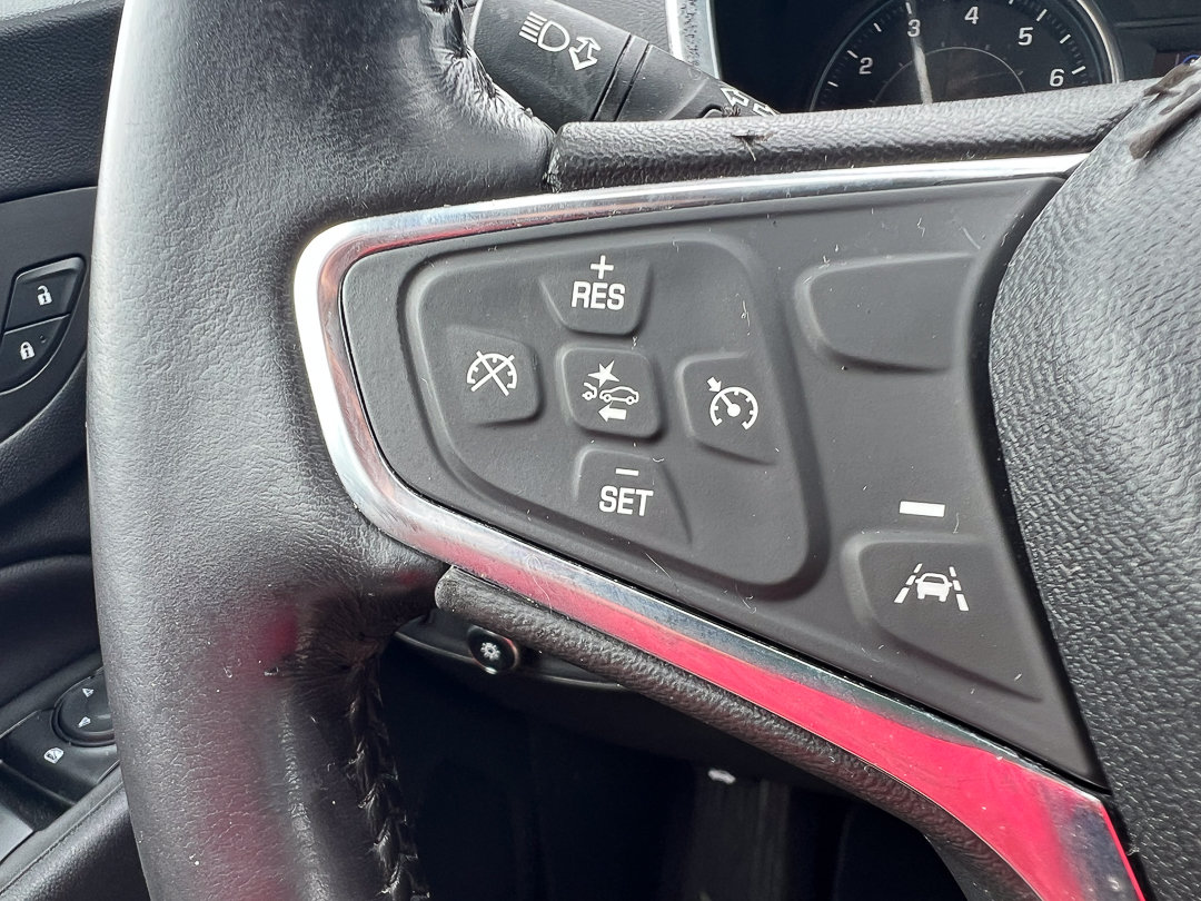 Used 2021 Chevrolet Equinox LT AWD/4WD image 22