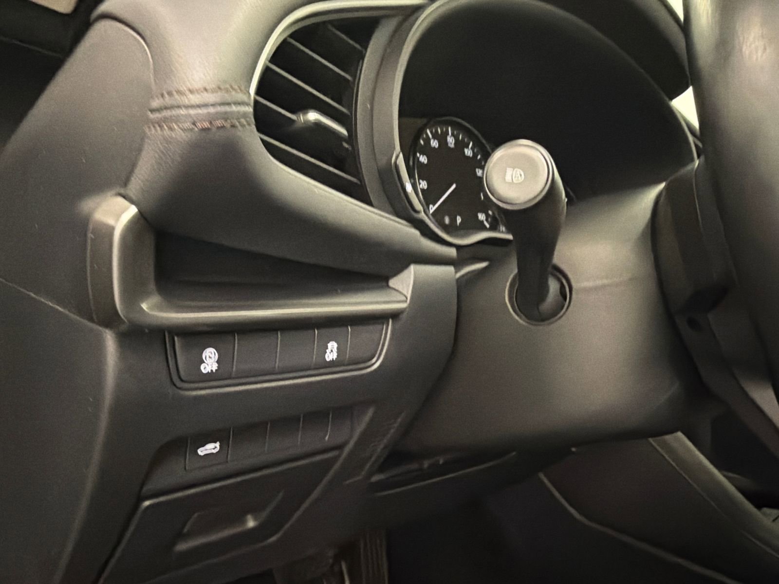 Used 2023 MAZDA MAZDA3 s image 28