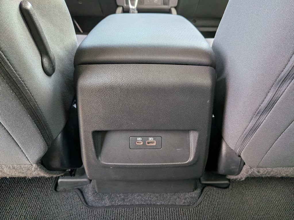 Used 2024 Nissan Frontier SV RWD image 35