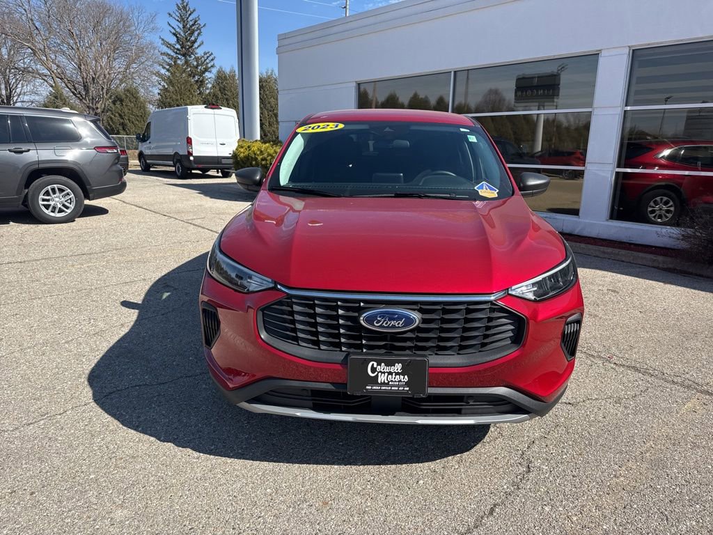 Used 2023 Ford Escape Active AWD/4WD image 5