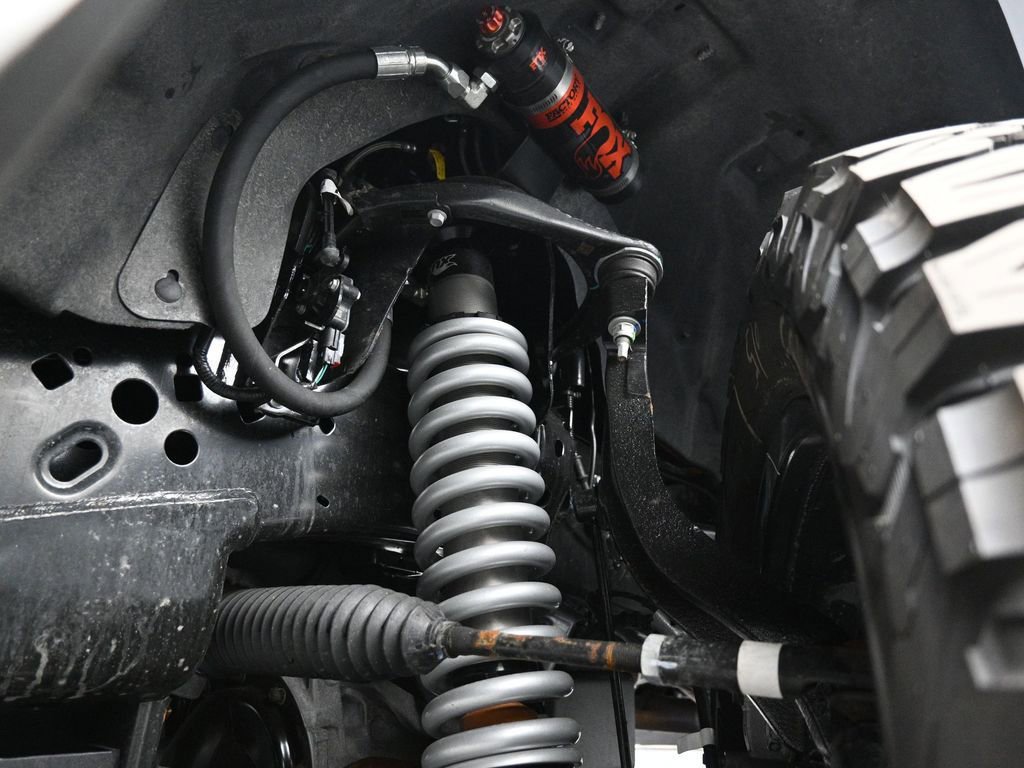 New 2025 Ford F150 Lariat w/ Equipment Group 502A High image 28