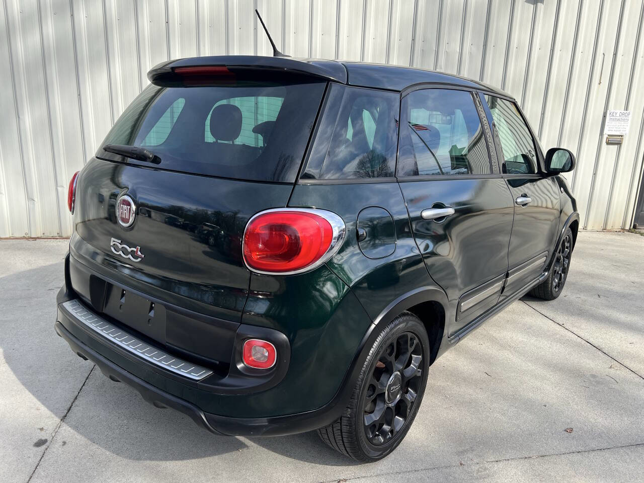 Used 2015 FIAT 500L Trekking image 3