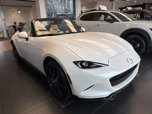 New 2026 MAZDA MX-5 Miata Grand Touring w/ Appearance Package