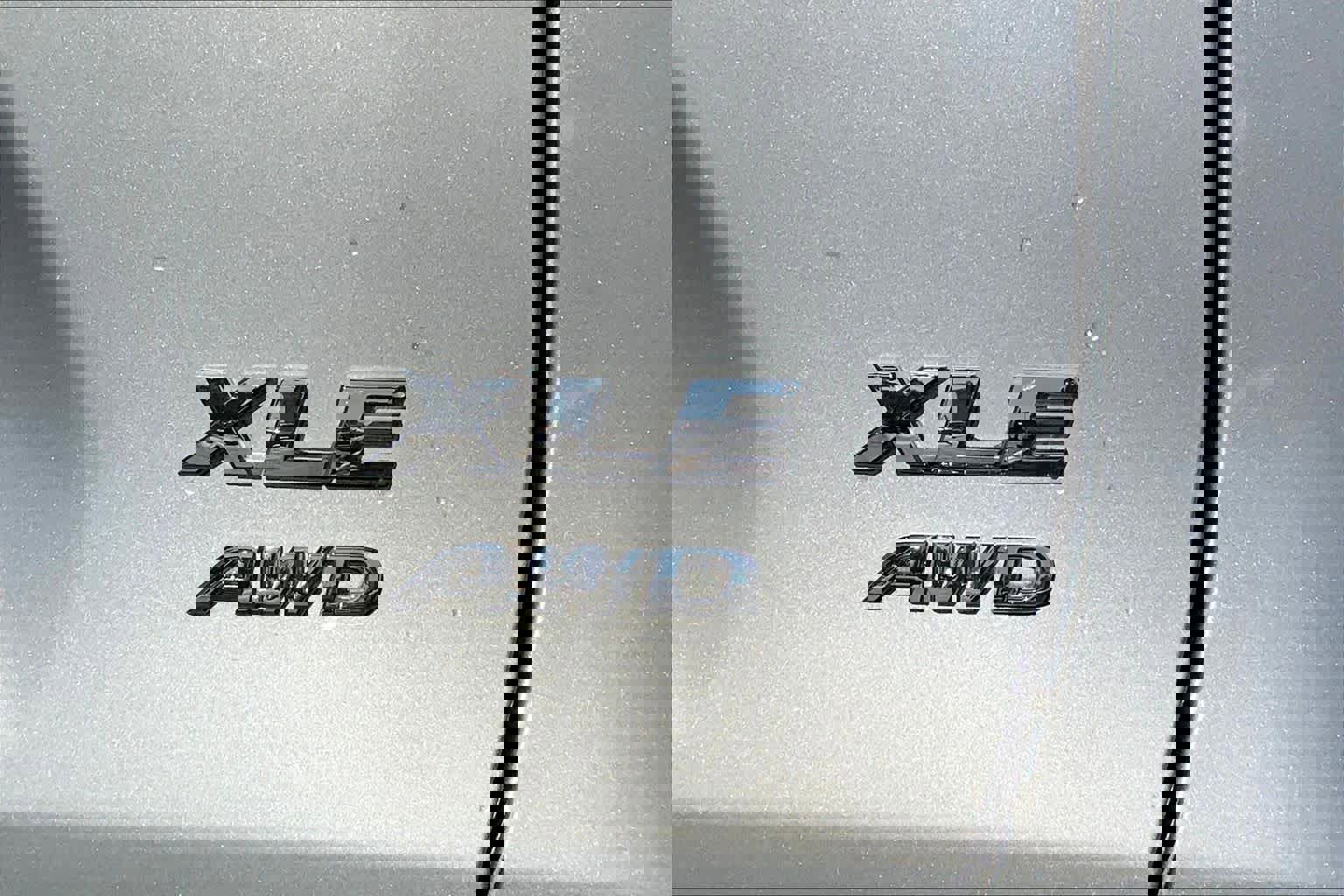 Used 2022 Toyota RAV4 XLE w/ Convenience Package AWD/4WD image 10