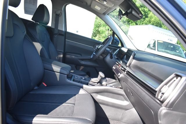 Certified 2026 Kia Sorento EX AWD/4WD image 14