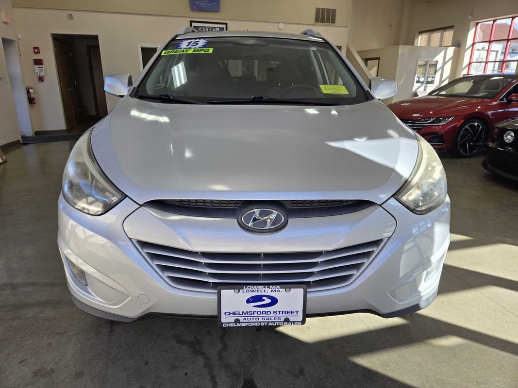 Used 2015 Hyundai Tucson SE AWD/4WD image 3