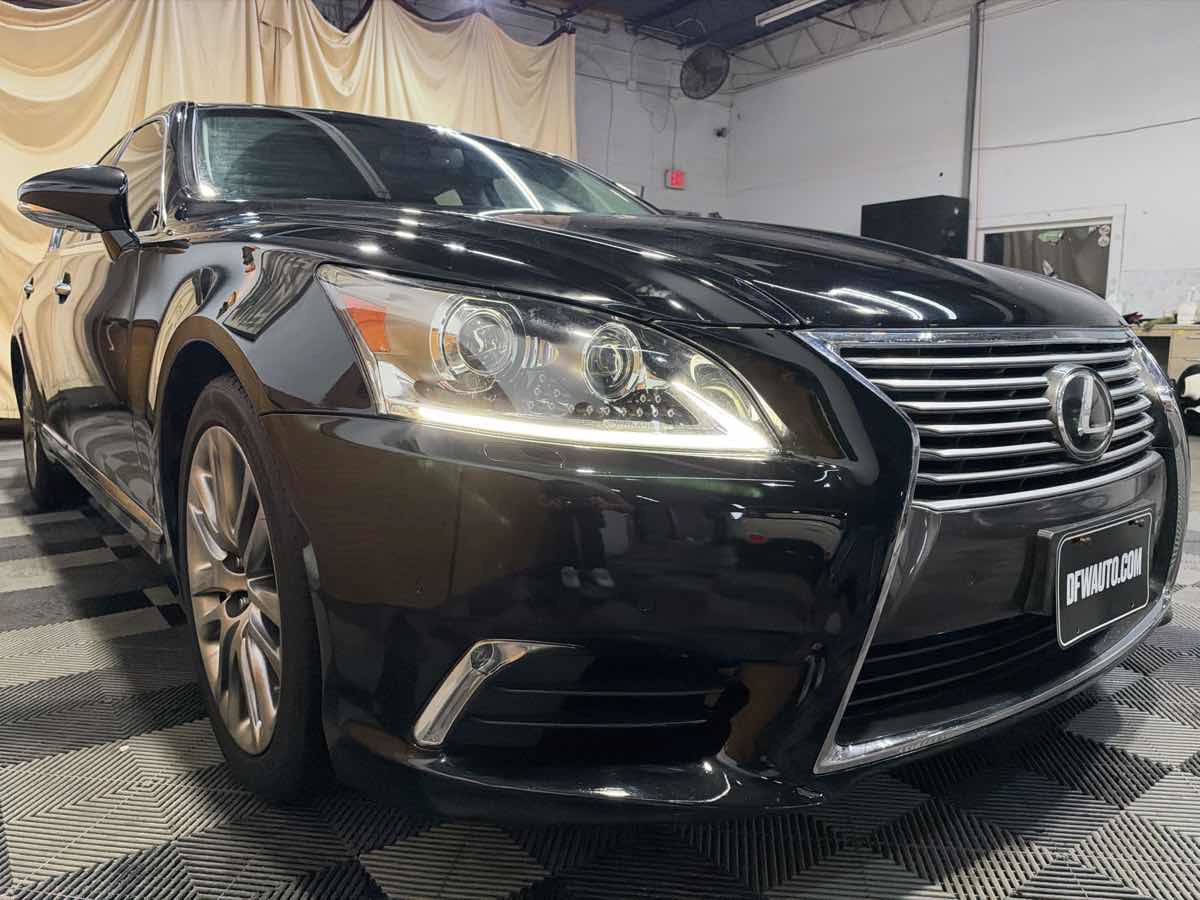 Used 2014 Lexus LS 460 w/ Comfort Package RWD image 6
