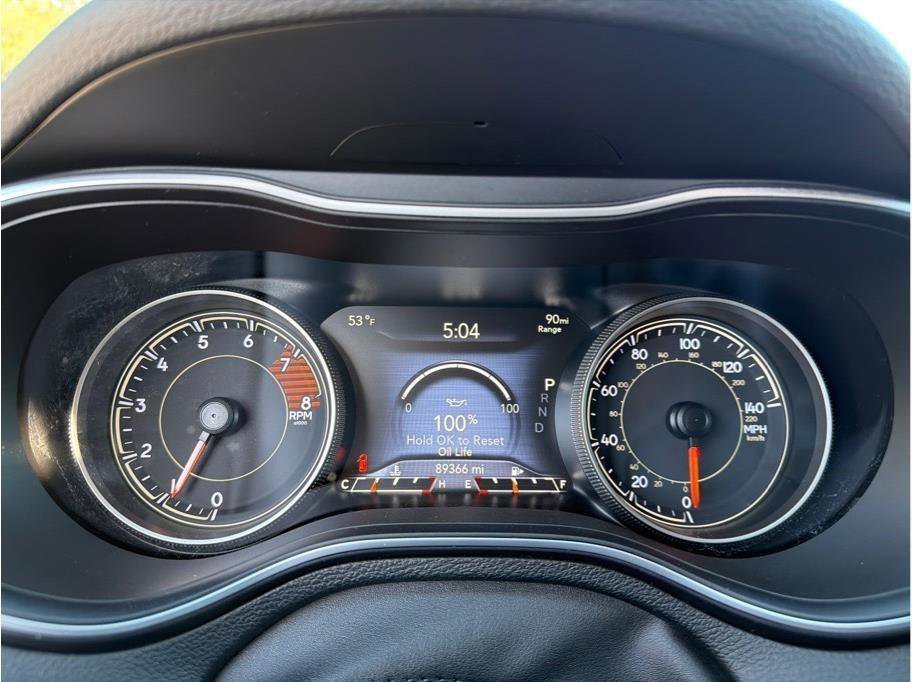 Used 2020 Jeep Cherokee Trailhawk w/ Technology Group image 16