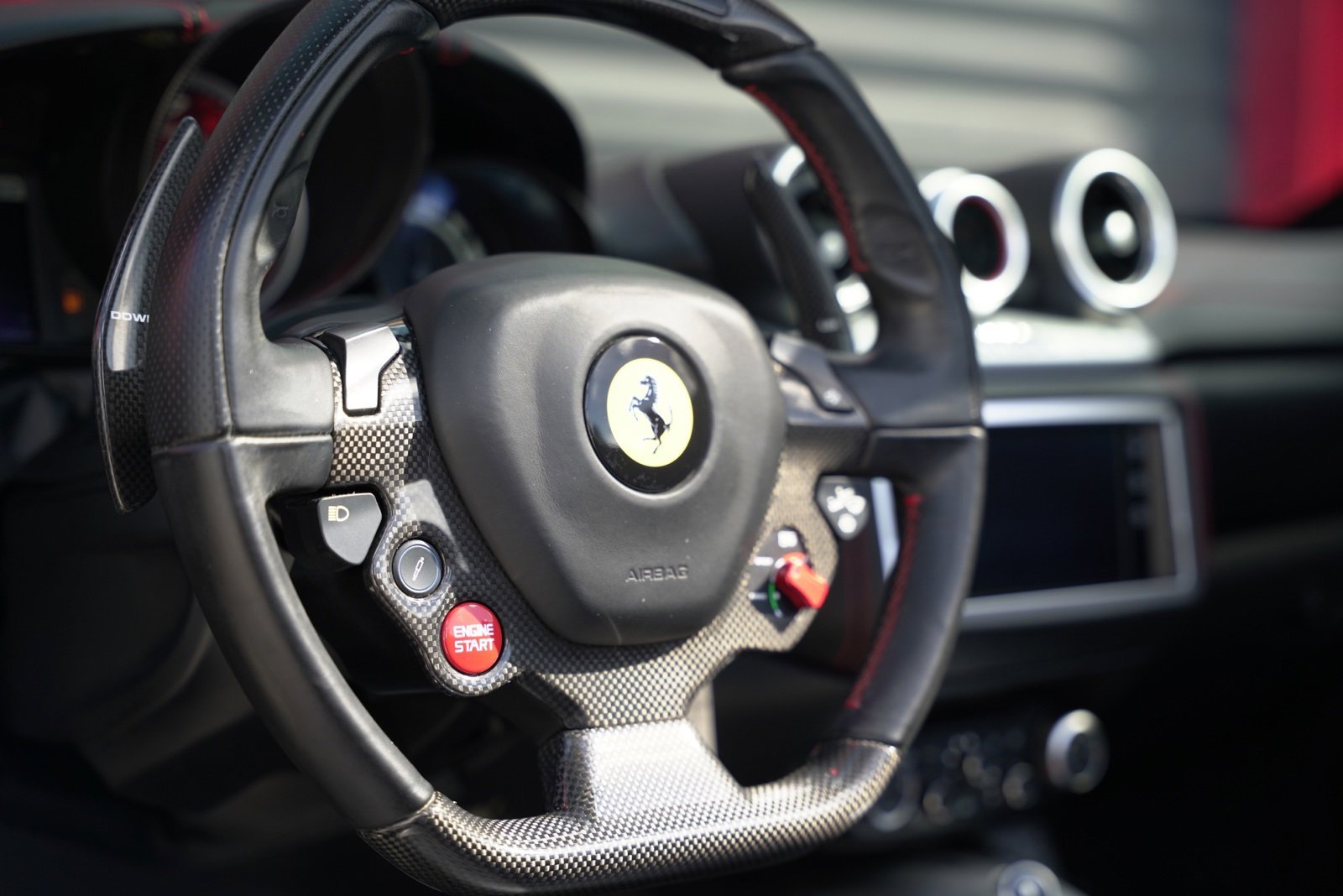 Used 2016 Ferrari California T image 12