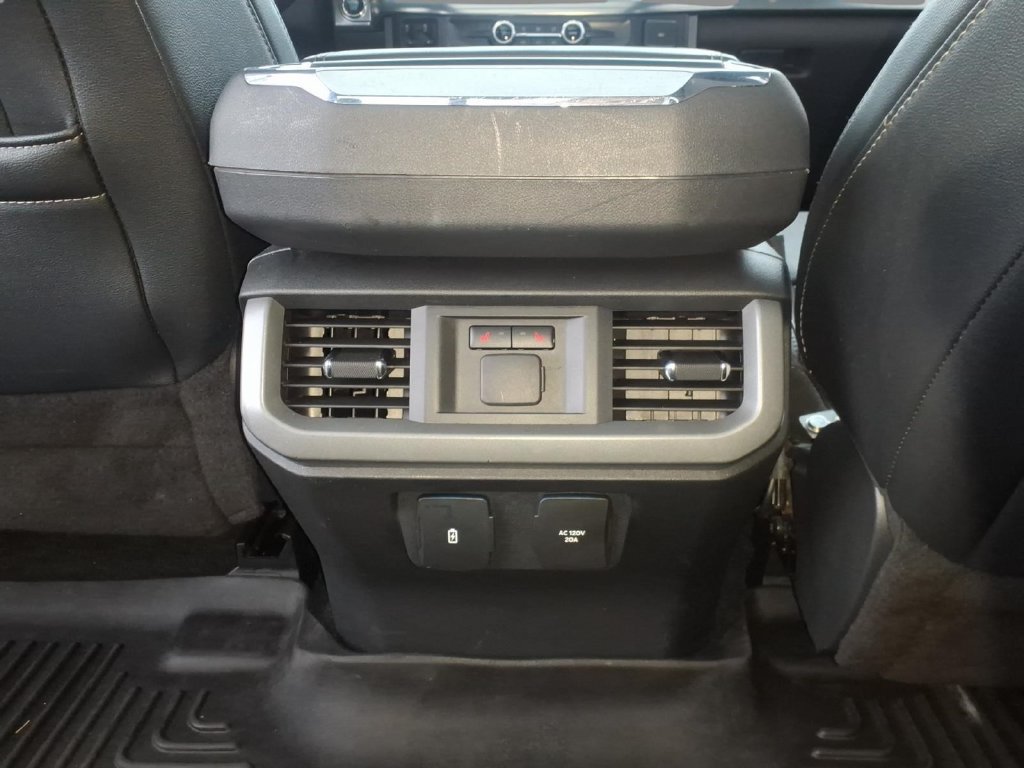 Used 2022 Ford F150 Lariat w/ Equipment Group 502A High AWD/4WD image 17
