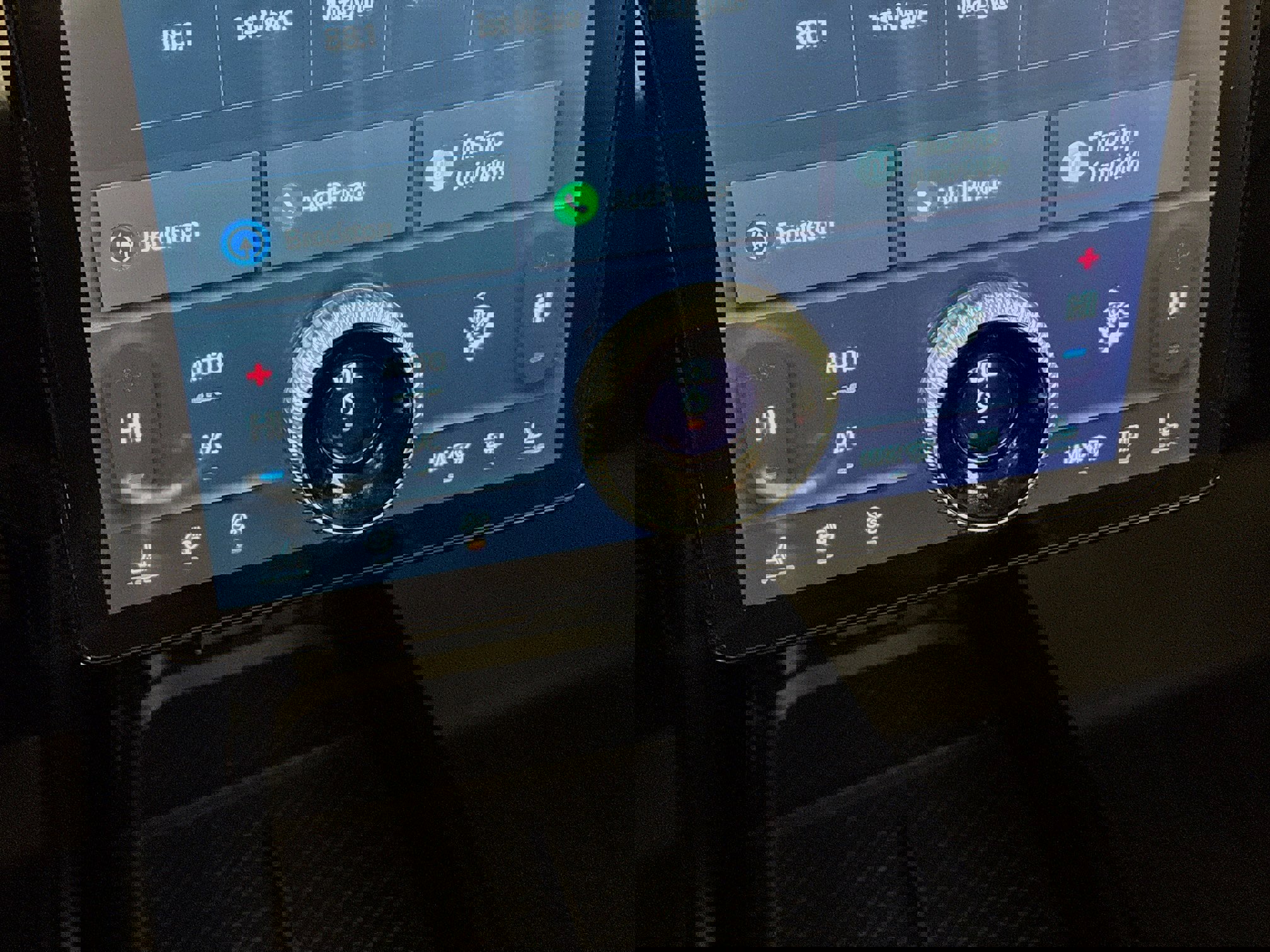 Used 2021 Ford Mustang Mach-E Select w/ Comfort/Appearance Package image 18