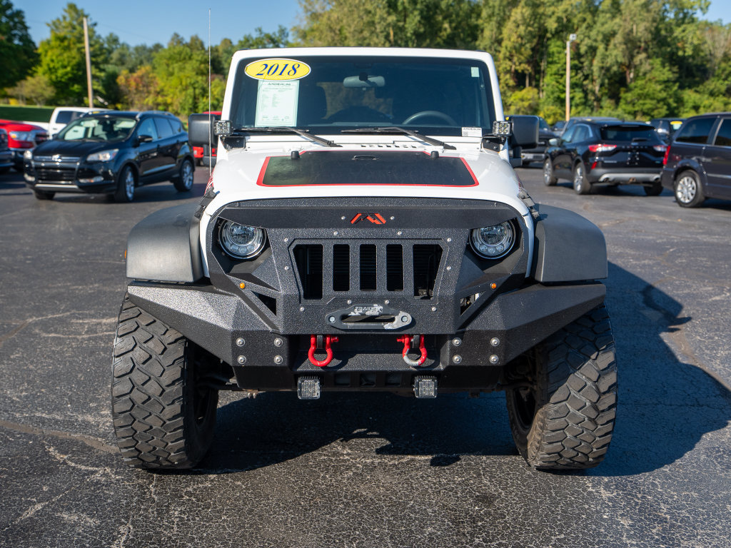 Used 2018 Jeep Wrangler Unlimited Sport w/ LED Lighting Group AWD/4WD image 3