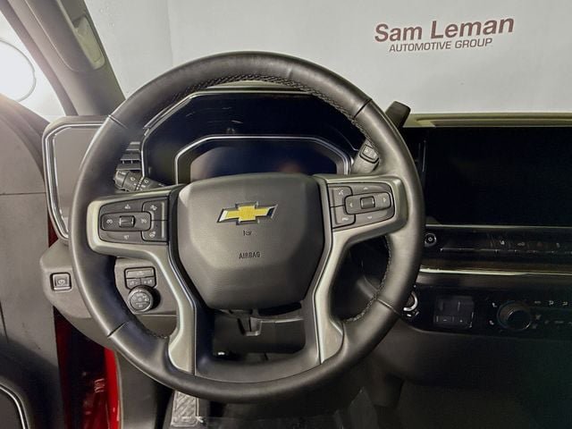 Used 2024 Chevrolet Silverado 2500 LT w/ Convenience Package RWD image 14