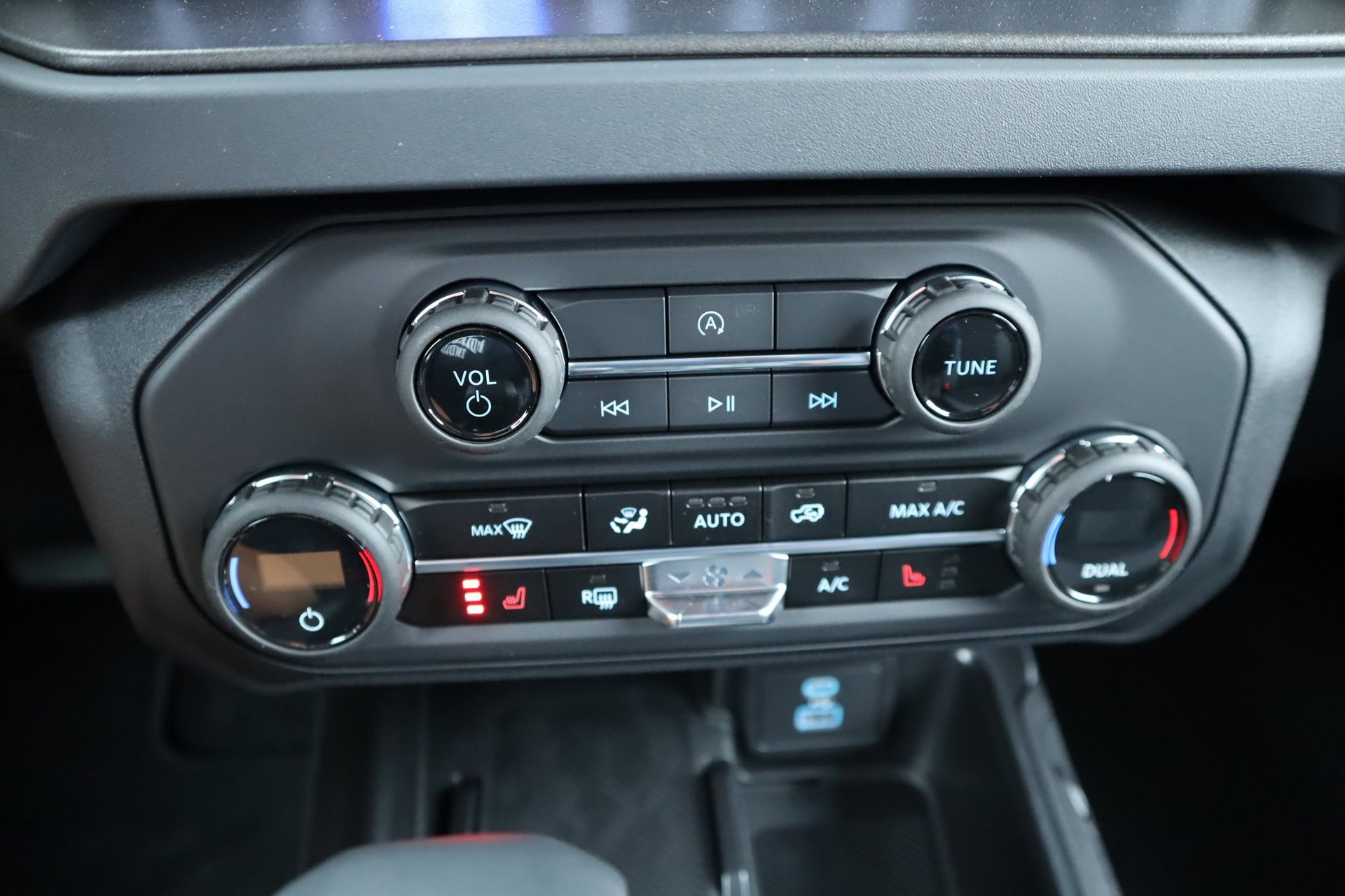 New 2025 Ford Bronco Big Bend image 7