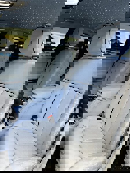 Used 2024 Rolls-Royce Phantom Sedan image 14