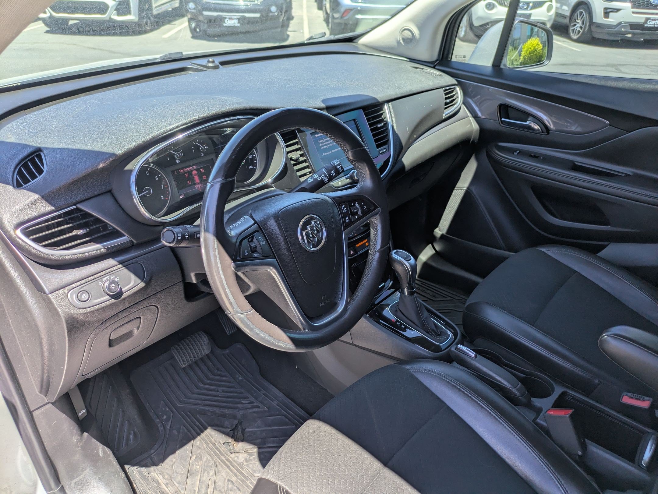 Used 2022 Buick Encore Preferred w/ Safety Package AWD/4WD image 16