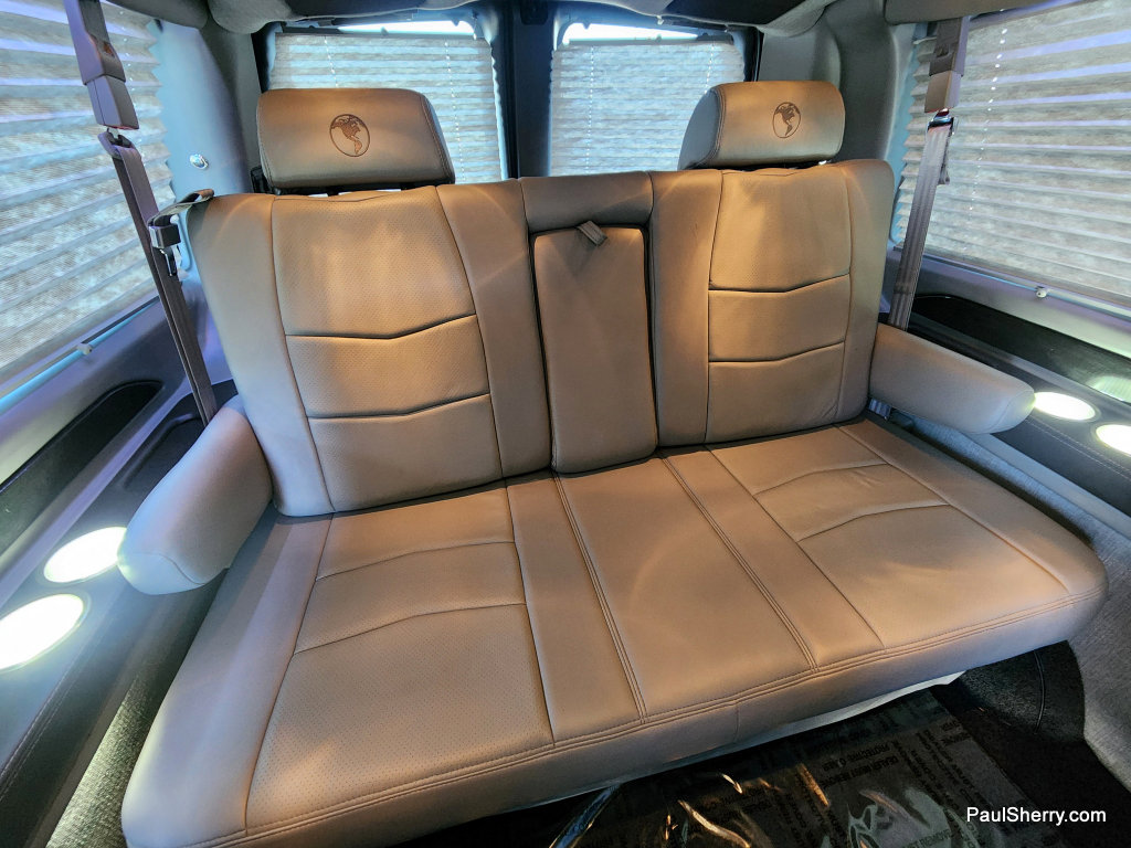 Used 2021 Chevrolet Express 3500 LS w/ Chrome Appearance Package image 6