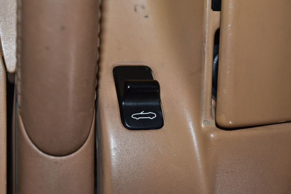 Used 2006 Porsche Boxster image 16