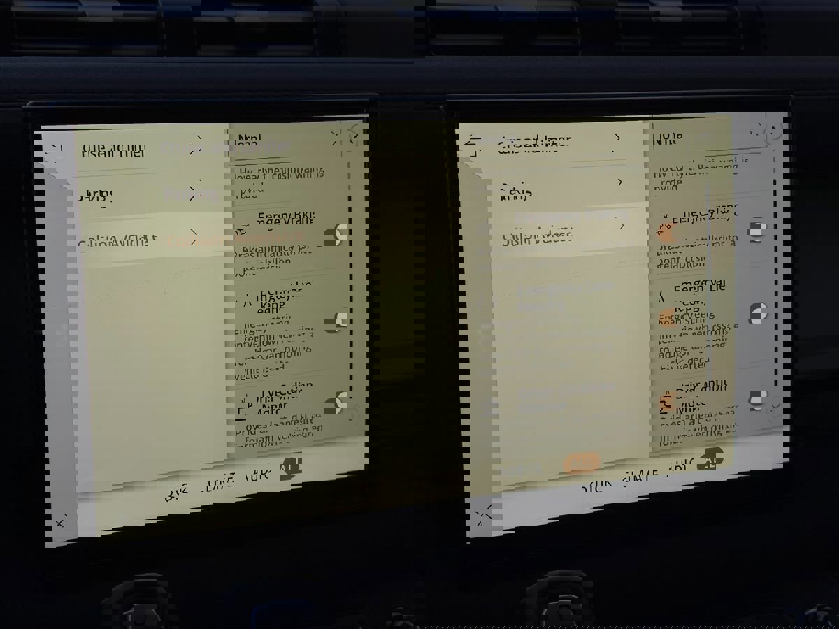 Used 2023 Land Rover Defender 110 75th Limited Edition image 56