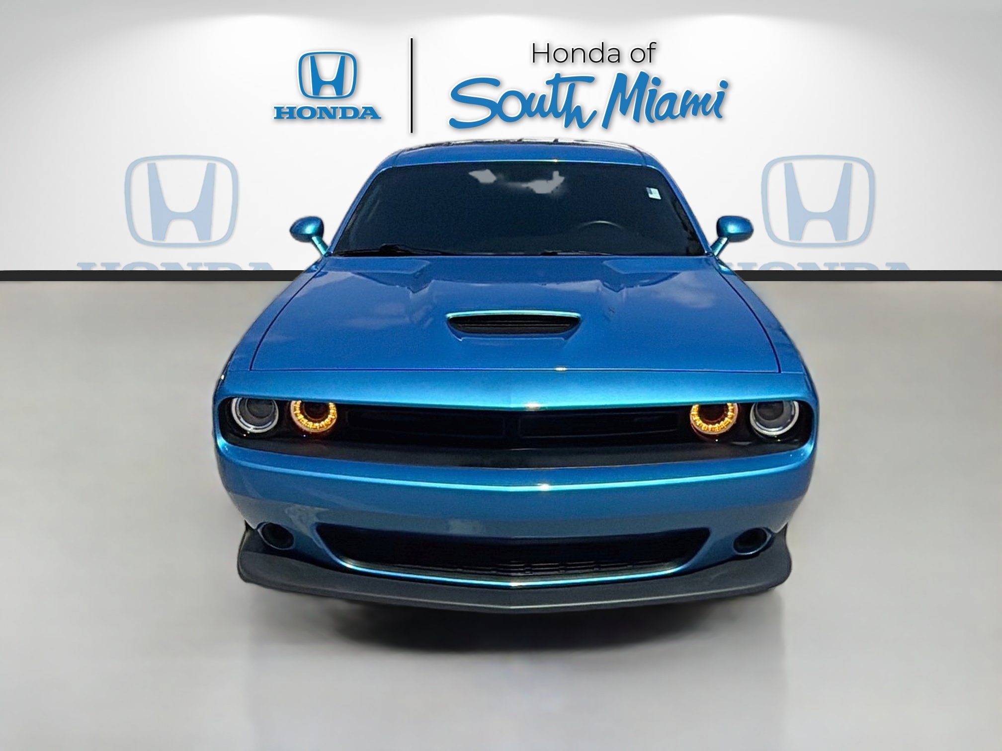 Used 2023 Dodge Challenger GT w/ Blacktop Package RWD image 2