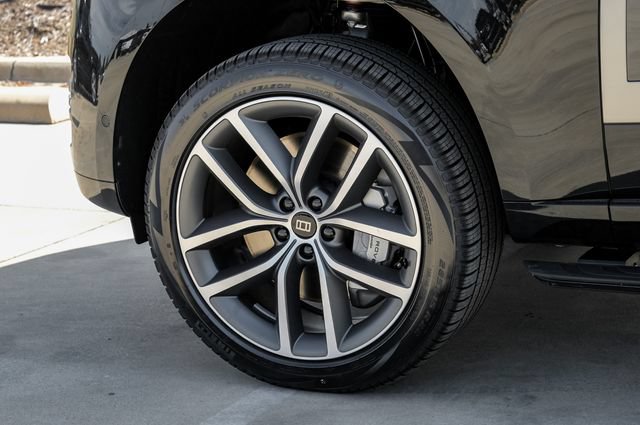 New 2027 Land Rover Range Rover Long Wheelbase SE AWD/4WD image 65
