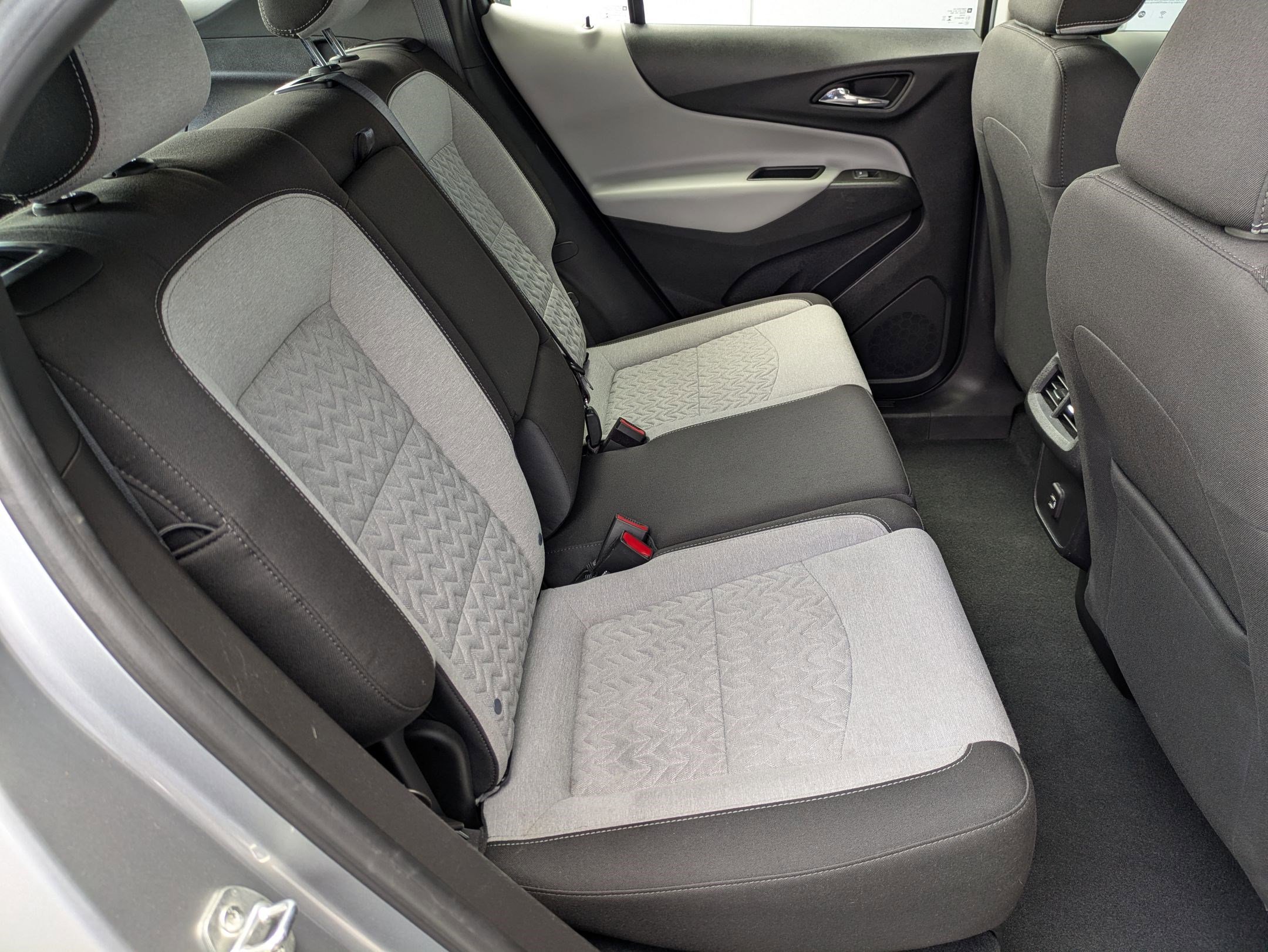 Used 2023 Chevrolet Equinox LS image 26
