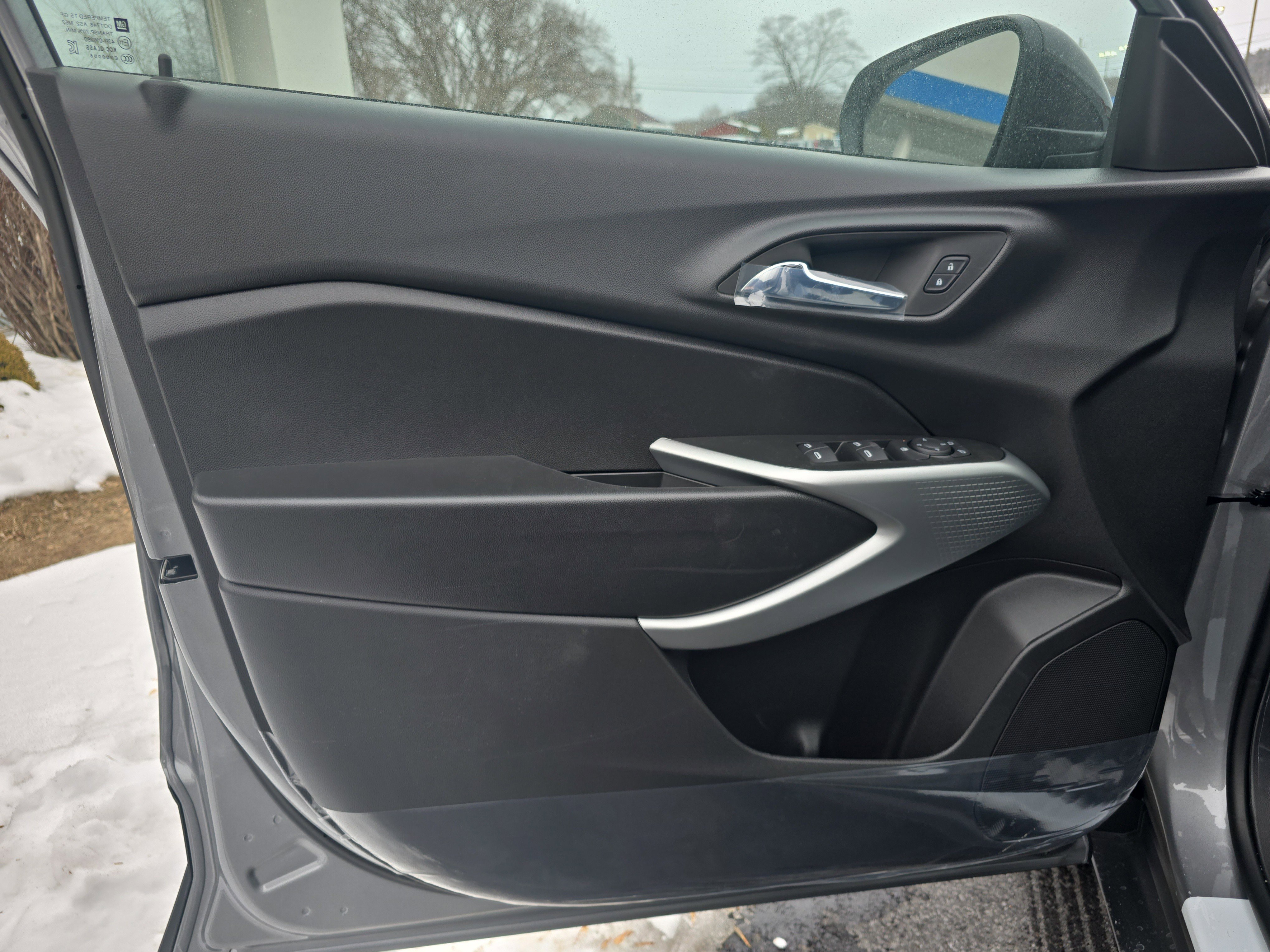 New 2026 Chevrolet Trax RS w/ Sunroof Package image 16