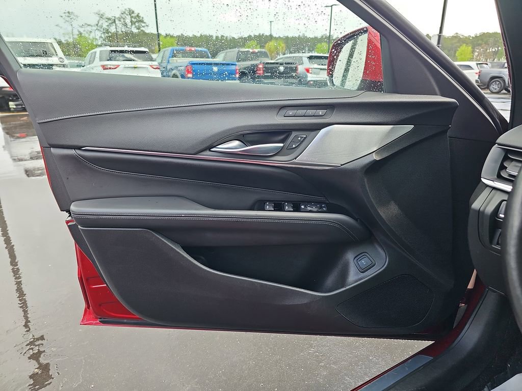 Used 2021 Cadillac CT4 Premium Luxury AWD/4WD image 31