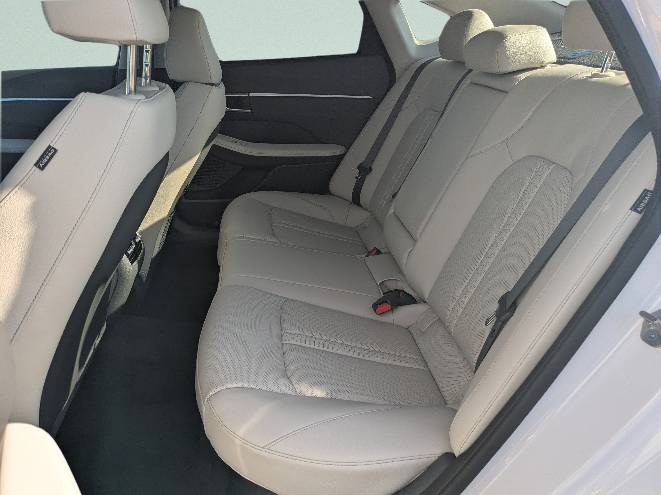 New 2026 Hyundai Sonata Limited FWD image 10